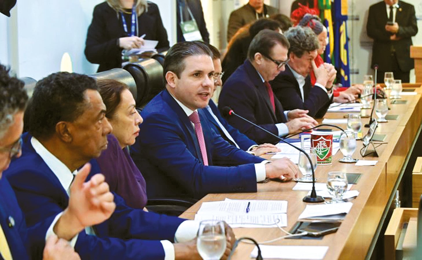 Fim da escala 6x1 pode custar R$ 811 milhões aos municípios do RN