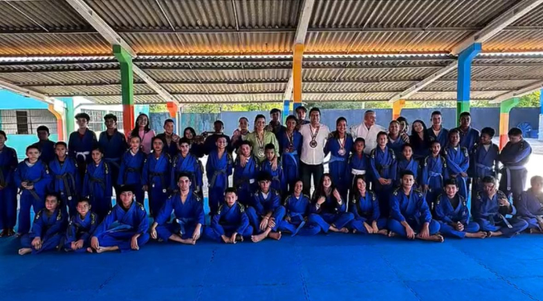 Prefeitura de Caracol recepciona jovens atletas de judô