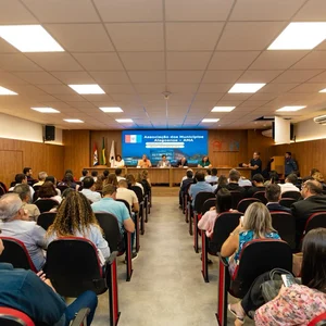Prejuízo a municípios com pautas no Congresso pode superar R$ 8 bilhões