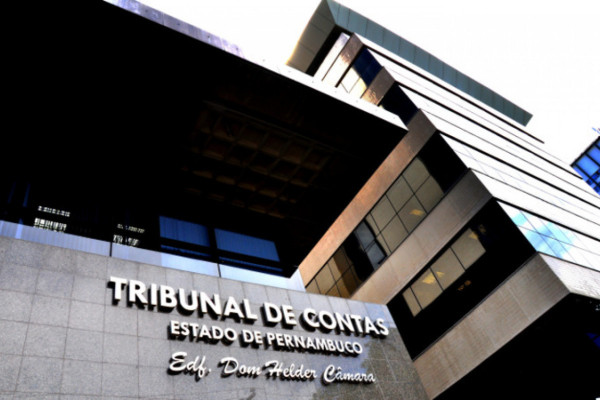 TCE abre auditoria de R$ 286,9 milhões na Saúde de PE