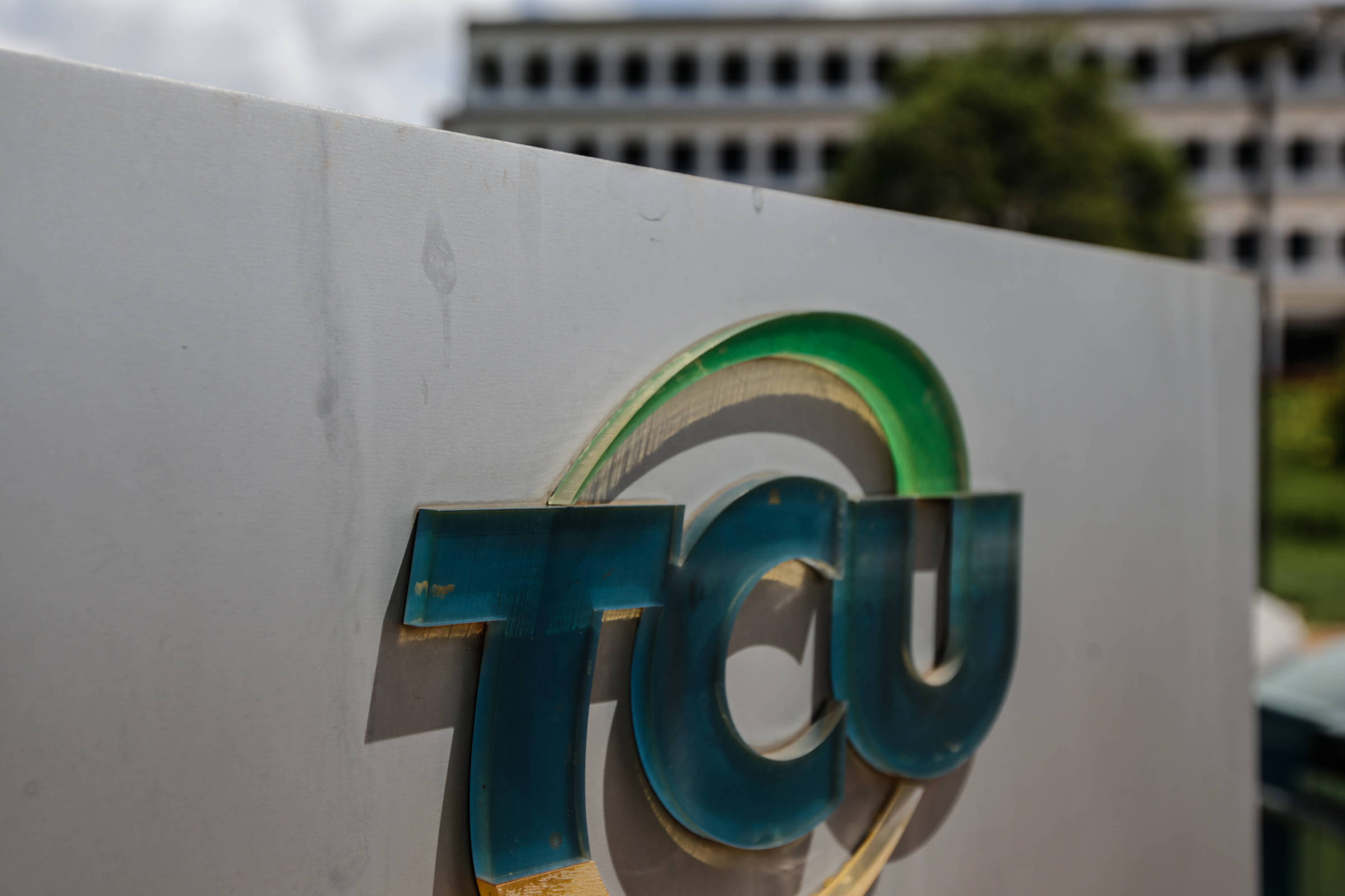 TCU aponta irregularidades em 82% das emendas PIX
