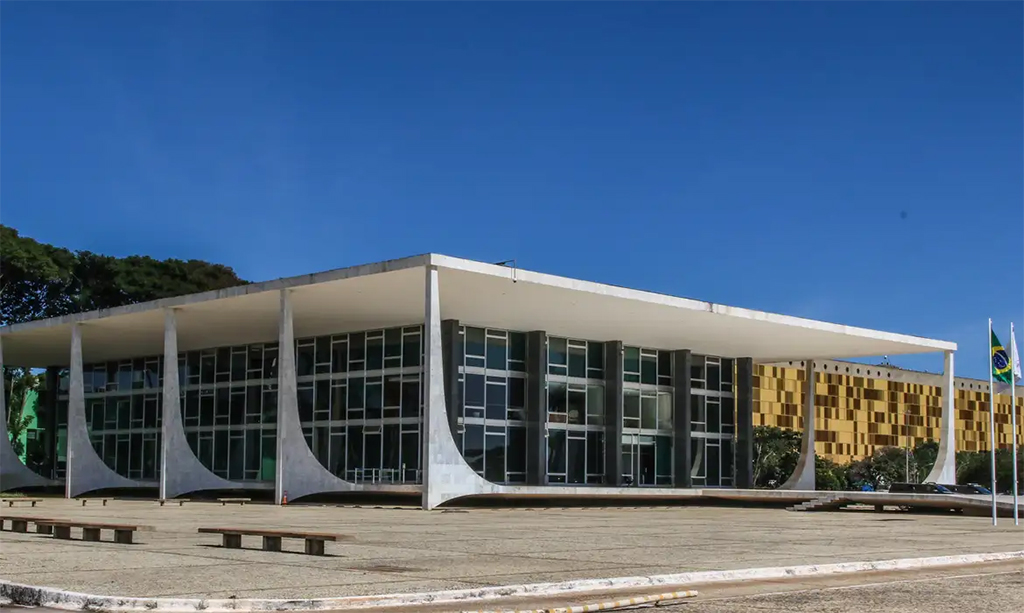 STF derruba redução do prazo de prescrição na improbidade